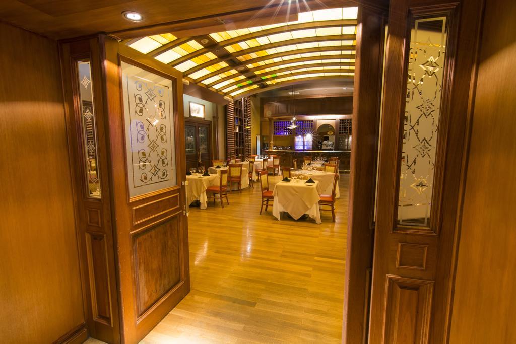 Hotel Casino Magic Neuquen Exterior photo